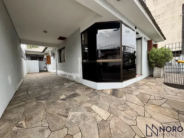 Imagem 5: Casa Comercial com 5 Salas e Garagem para Locação no Bairro Fátima!