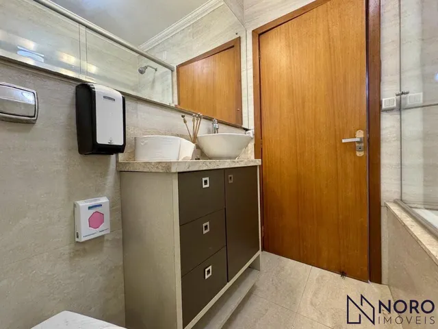 Imagem 4: Casa Comercial com 5 Salas e Garagem para Locação no Bairro Fátima!