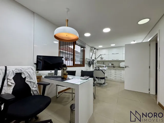 Imagem 12: Casa Comercial com 5 Salas e Garagem para Locação no Bairro Fátima!