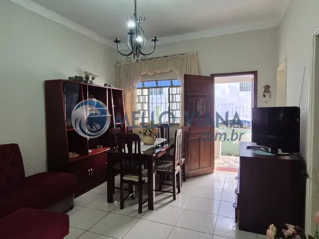 Imagem: Casa localizada no centro da cidade, 100m²