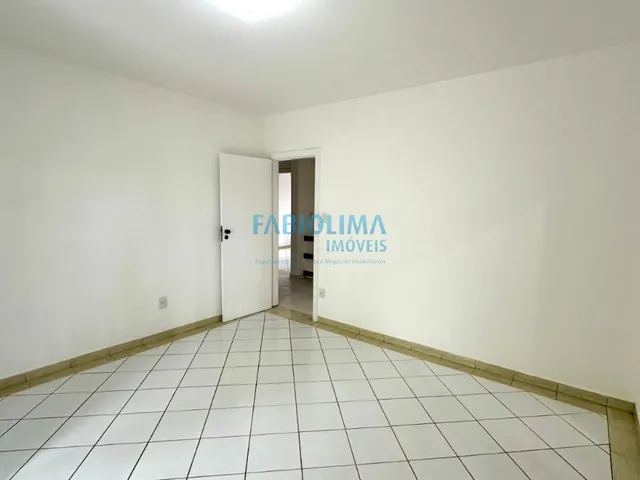 Imagem 9: Casa 4/4, Cond. Vilas do Joanes, Estrada do Coco, Busca Vida