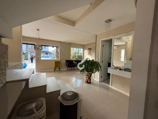 Imagem 5: ESTRADA DO COCO, Abrantes. Duplex com 4 quartos sendo 1 suíte superior e 1 quarto