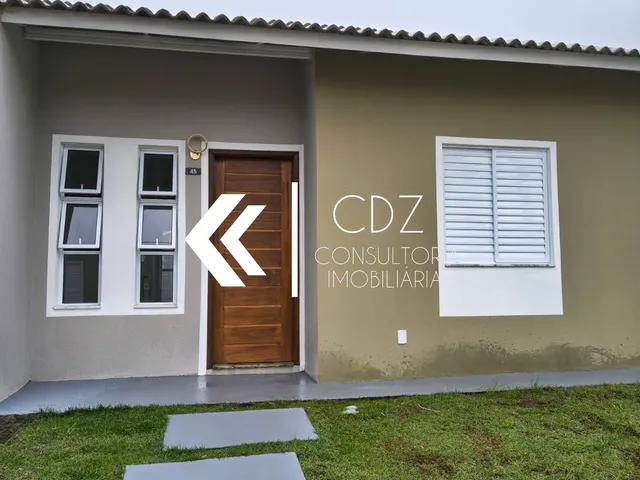 Imagem: A casa possui 3 Dormitórios, 1 Suíte, 2 Banheiros, 3
