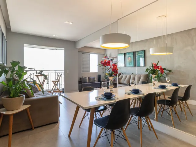 Imagem: O apartamento possui 2 Dormitórios, 1 Suíte, 2 Banheiros,