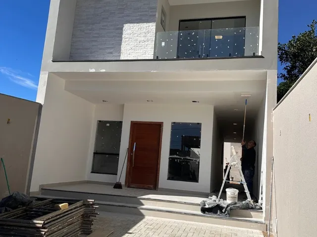 Imagem: Casa Duplex à venda, composta de 3 quartos