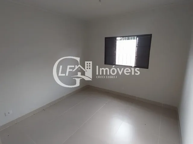 Imagem 4: Casa reformada com 01 quarto mais 01 suite