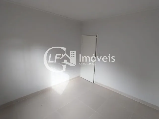 Imagem 2: Casa reformada com 01 quarto mais 01 suite