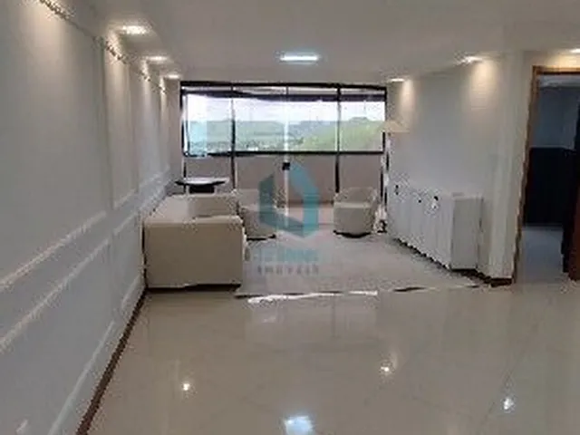 Imagem 13: Apartamento com 4 dormitórios, sendo 2 suítes uma com closet, 5 banheiros, móveis