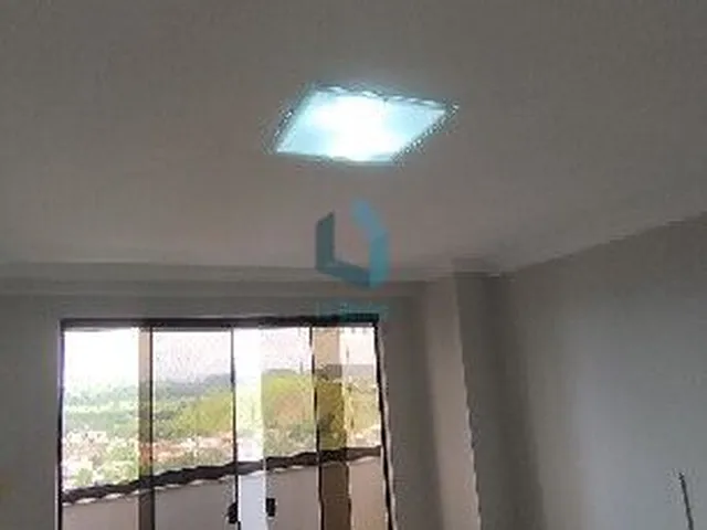 Imagem 3: Apartamento com 4 dormitórios, sendo 2 suítes uma com closet, 5 banheiros, móveis