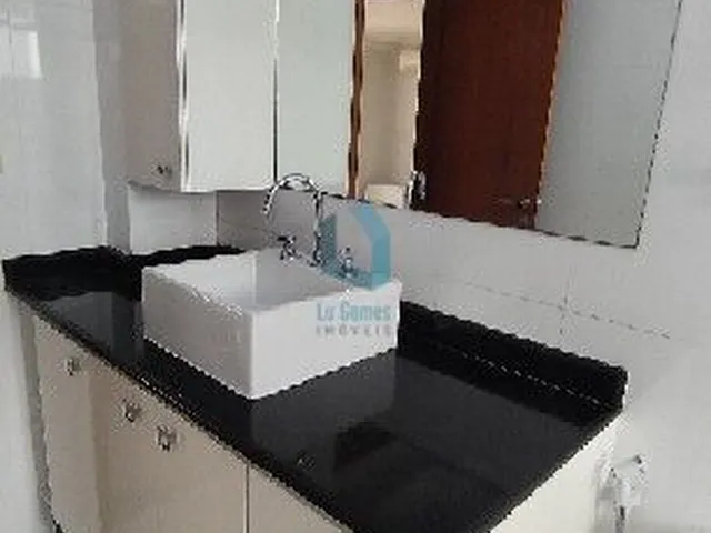 Imagem 12: Apartamento com 4 dormitórios, sendo 2 suítes uma com closet, 5 banheiros, móveis