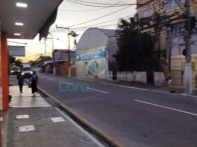 Imagem: Loja/Salão em Centro - Macaé, RJ