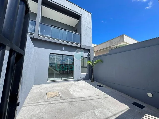 Imagem 2: Casa Duplex em Lagoa - Macaé, RJ