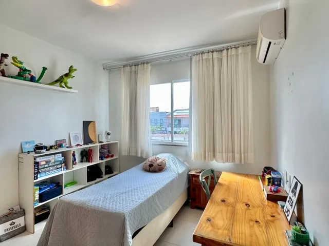 Imagem 12: Casa c/ piscina em rua privativa no edson queiroz