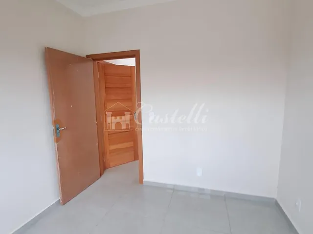 Imagem 8: Casa para à venda, no Bairro Uvaranas, PONTA GROSSA - PR