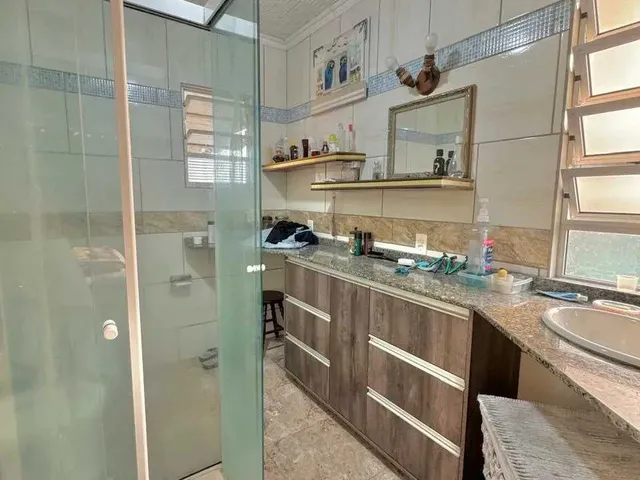 Imagem 9: Casa com 3 dormitórios, 2 vagas de garagem e piscina, no bairro São Vicente em Itajaí!