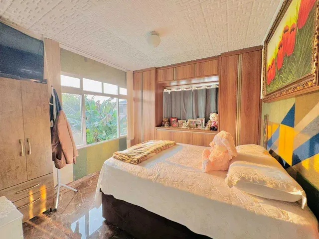 Imagem 8: Casa com 3 dormitórios, 2 vagas de garagem e piscina, no bairro São Vicente em Itajaí!