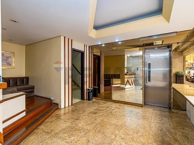 Imagem 2: Apartamento Espaçoso no Centro de Curitiba