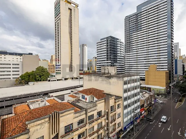 Imagem 9: Apartamento Espaçoso no Centro de Curitiba