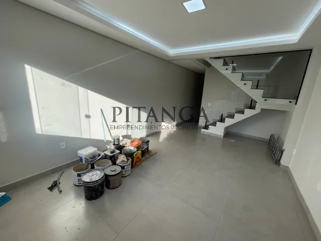 Imagem 14: Casa duplex na Morada da Montanha com 4 quartos sendo 1 suíte