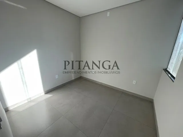 Imagem 10: Casa duplex na Morada da Montanha com 4 quartos sendo 1 suíte