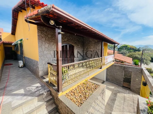 Imagem 5: Resende-RJ: Casa à Venda em Morada da Colina com 3 Quartos, 1 Suíte e 4 Vagas de
