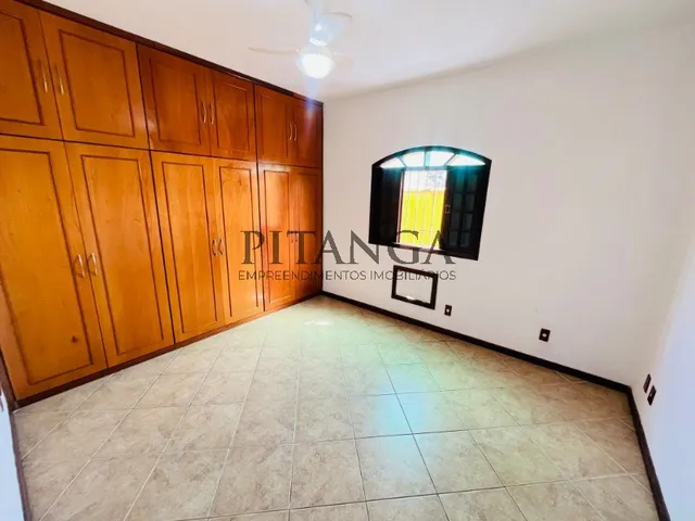 Imagem 11: Resende-RJ: Casa à Venda em Morada da Colina com 3 Quartos, 1 Suíte e 4 Vagas de