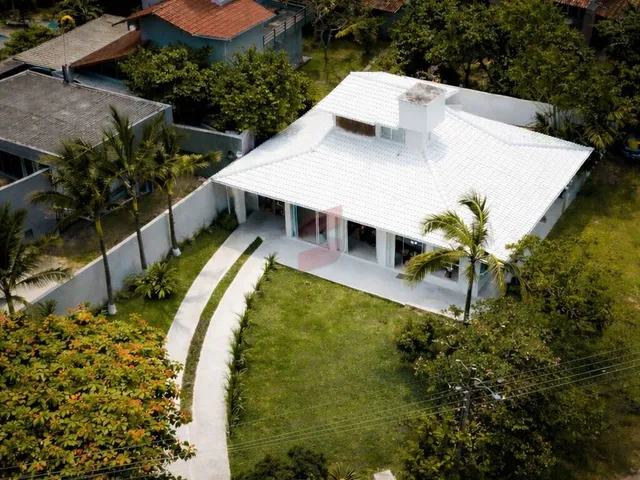 Imagem 2: CASA com 3 dormitórios à venda com 571m² por R$ 1.850.000,00 no bairro Ibiraquera