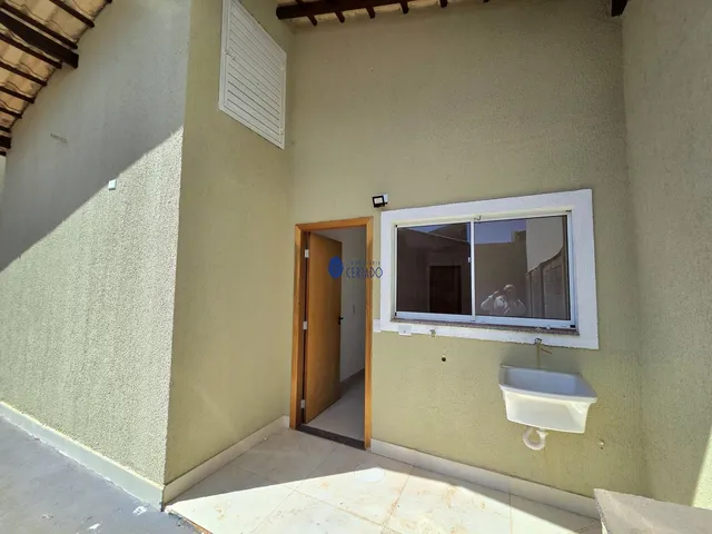 Imagem 5: Casa de esquina com 2 quartos + suite no Condomínio Villa Lobos