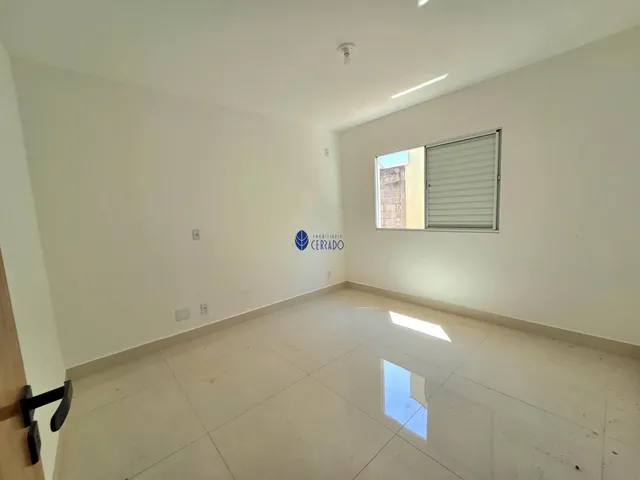 Imagem 9: Casa de esquina com 2 quartos + suite no Condomínio Villa Lobos