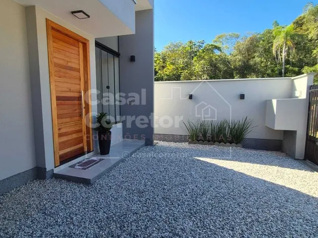 Imagem: LINDA CASA DE 3 DORMITÓRIOS SENDO 1 SUÍTE
