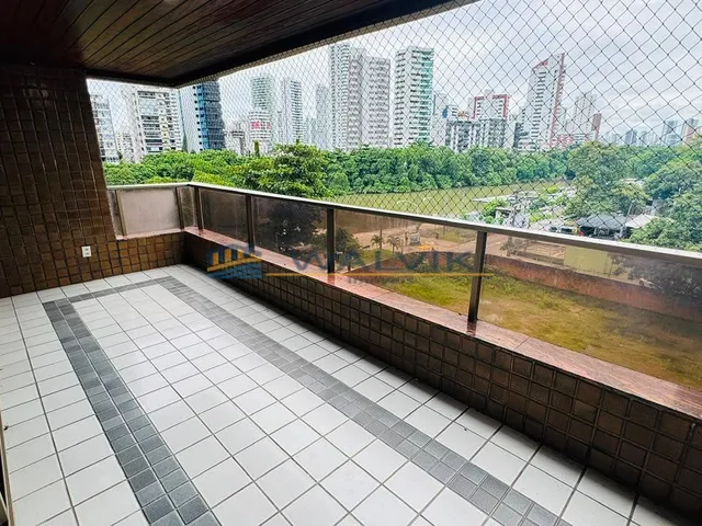 Imagem 2: Apartamento à venda na Beira Rio com 218m²!