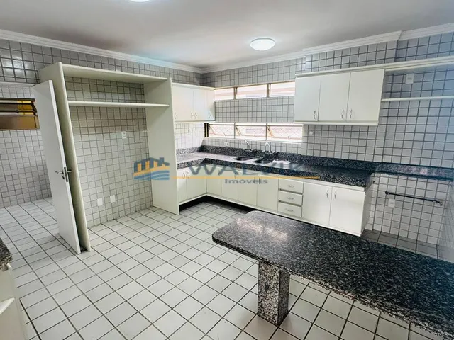 Imagem 3: Apartamento à venda na Beira Rio com 218m²!