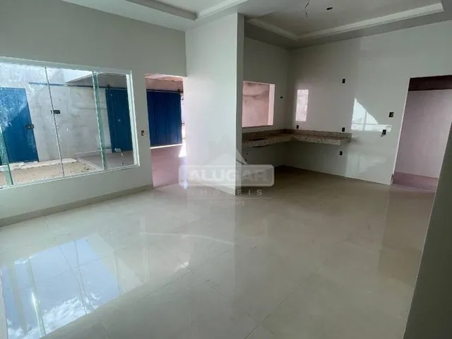 Imagem: Casa 2 - 3 quartos com suíte - 405 sul