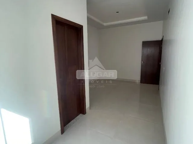 Imagem 4: Casa 2 - 3 quartos com suíte - 405 sul