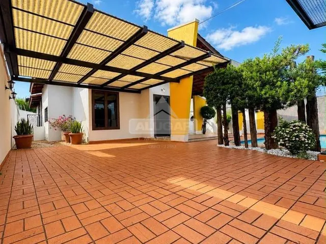 Imagem 2: Casa - 3 quartos com piscina - 405 Sul