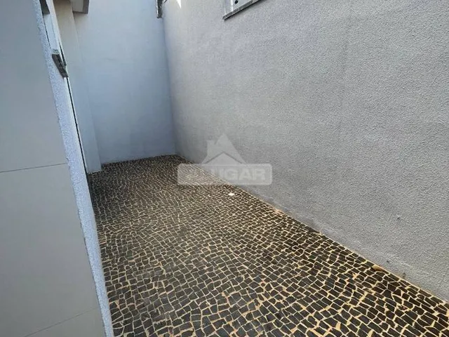Imagem 3: Casa - 3 quartos com piscina - Casa A