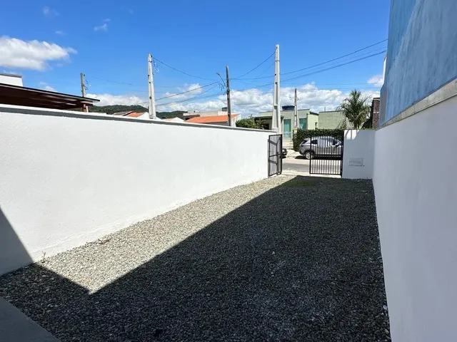 Imagem 9: Geminado no Residencial Ervania Bastos III em Penha/SC!