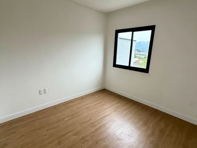 Imagem 3: Sobrado com terraço em Itajaí