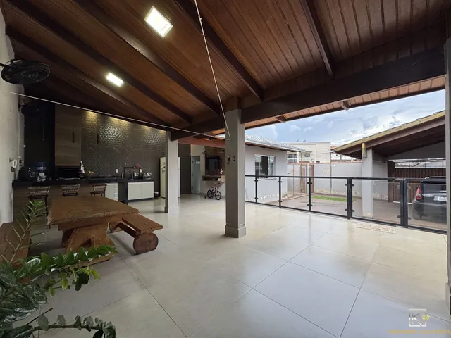 Imagem: Casa à venda no bairro Jardim Peluzzo