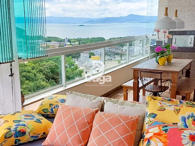 Imagem: O apartamento possui 6 Dormitórios, 3 Suítes, 3