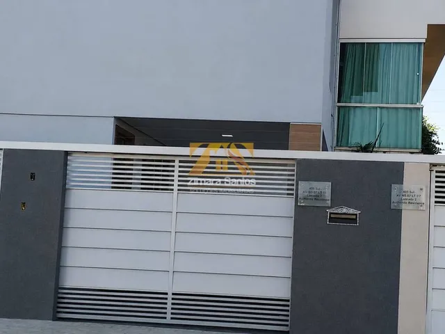 Imagem: A casa possui 3 Dormitórios, 1 Suíte, 3 Banheiros, 3 Vagas
