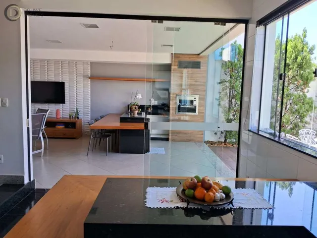 Imagem 2: Casa à venda em Ipatinga, Cariru, com 3 quartos, 360m²