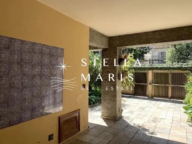 Imagem 3: Baixo Gávea, Rua das Acácias, casa duplex muito charmosa, frente rua, em terreno com