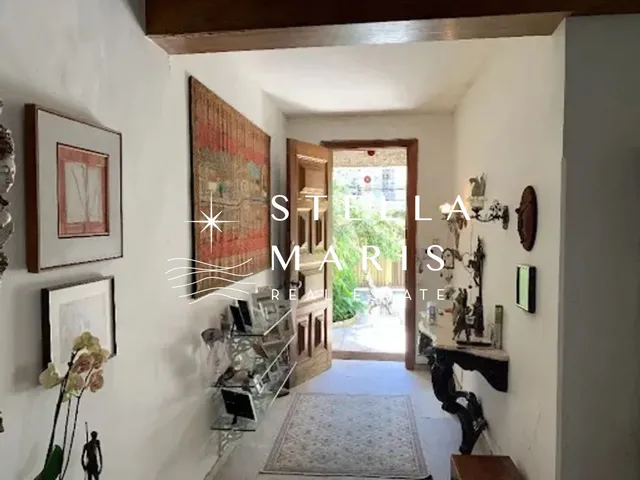 Imagem 5: Baixo Gávea, Rua das Acácias, casa duplex muito charmosa, frente rua, em terreno com