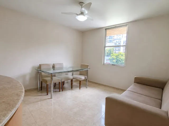 Imagem 14: Apartamento Amplo e Iluminado à Venda em Salvador-BA, Jardim Apipema. Espaço e Conforto