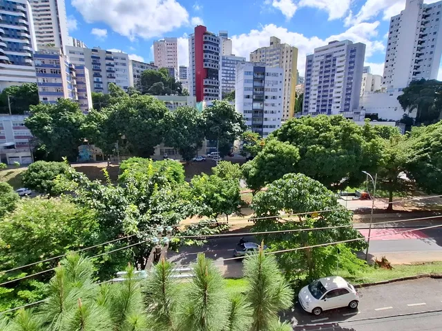 Imagem 11: Apartamento Amplo e Iluminado à Venda em Salvador-BA, Jardim Apipema. Espaço e Conforto