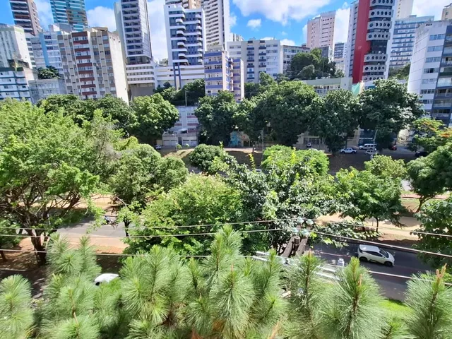 Imagem 4: Apartamento Amplo e Iluminado à Venda em Salvador-BA, Jardim Apipema. Espaço e Conforto