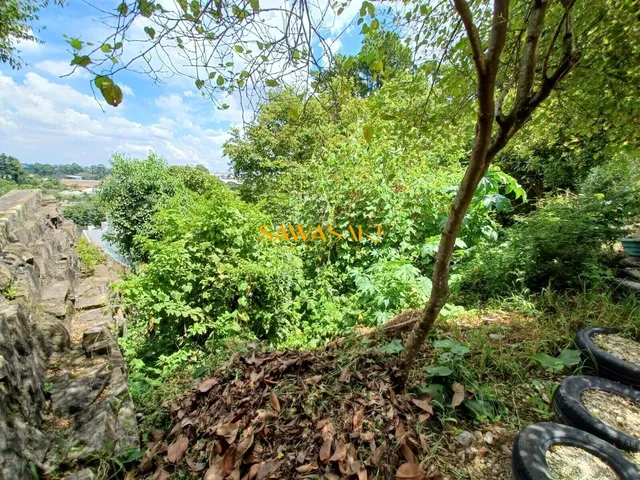 Imagem 8: Sobrado em Terreno à venda no bairro Guabirotuba - Curitiba/PR