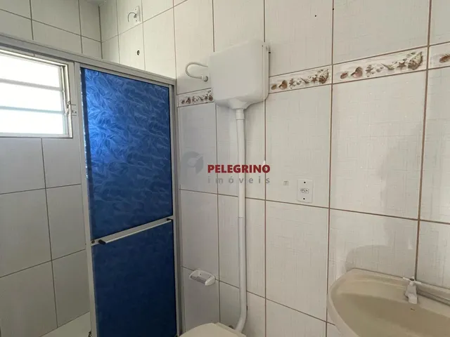 Imagem 3: Pelegrino Imóveis aluga apartamento no centro de Tapes
