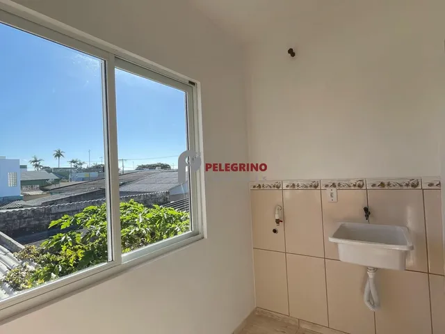 Imagem 10: Pelegrino Imóveis aluga apartamento no centro de Tapes